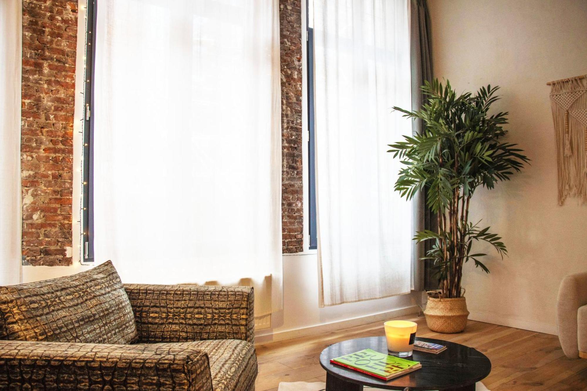 Gigi Home's Apartment