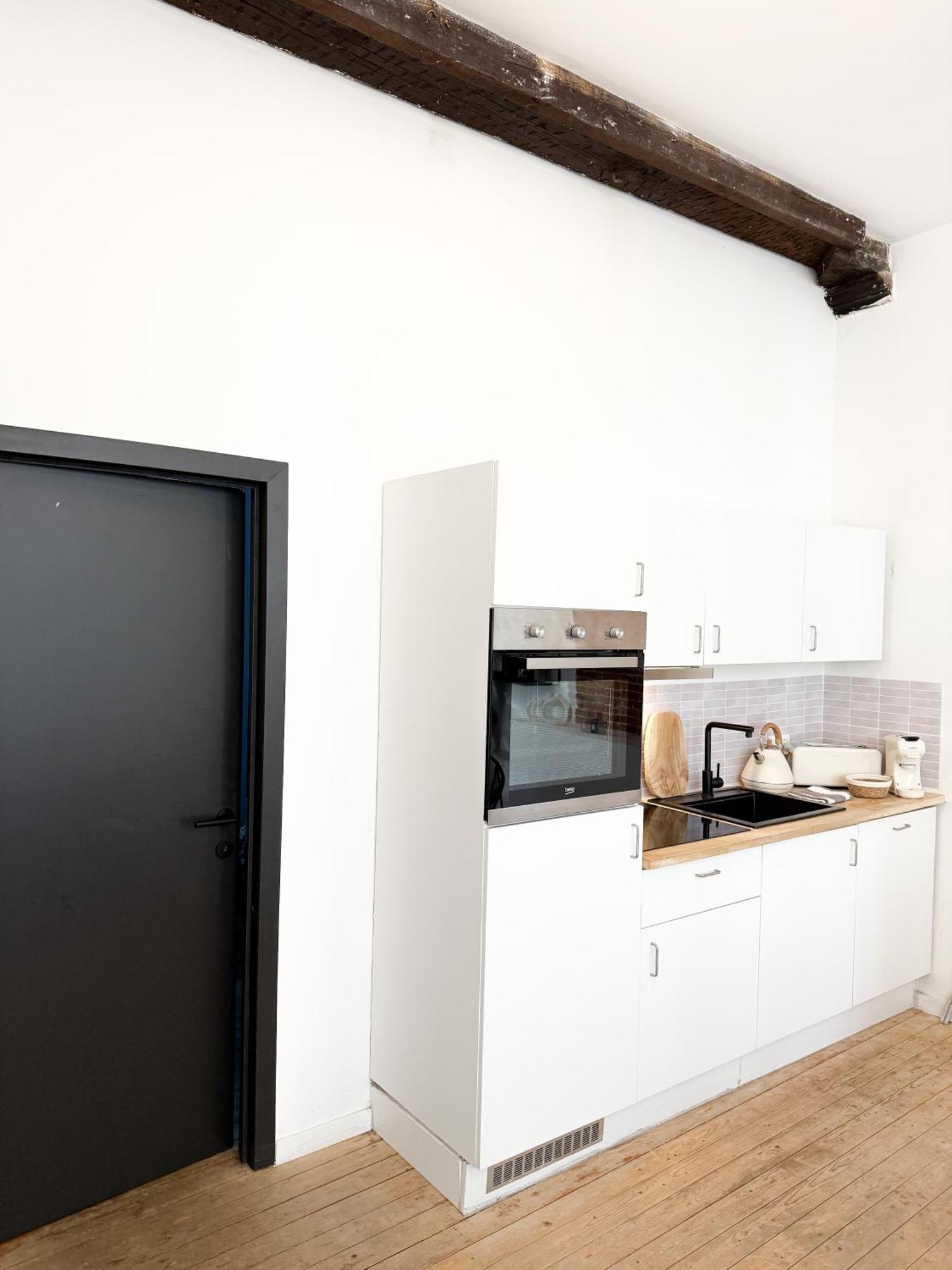 Gigi Home's Apartment